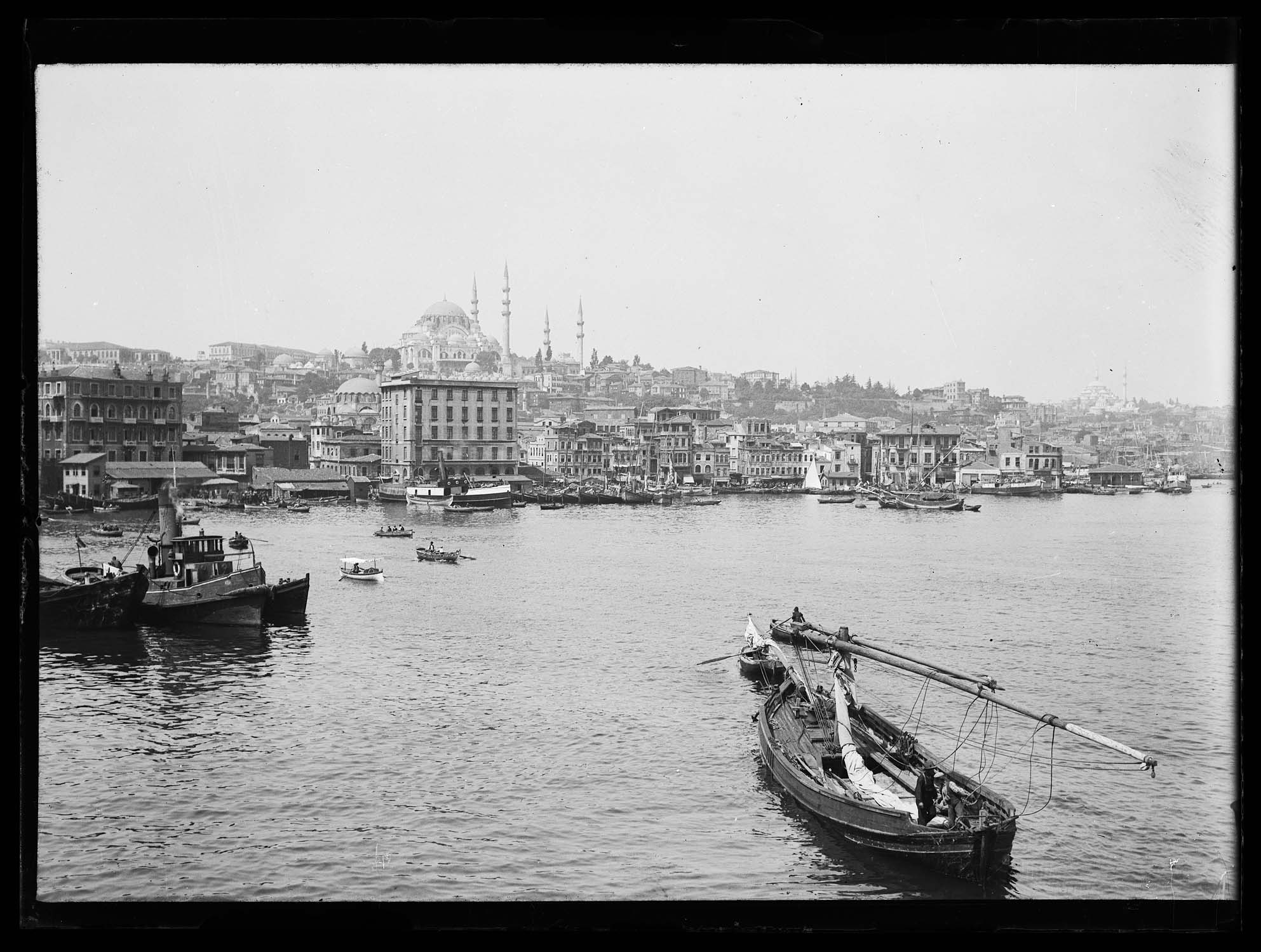 Vue d'ensemble, avec la mosquée Süleymaniye au second plan